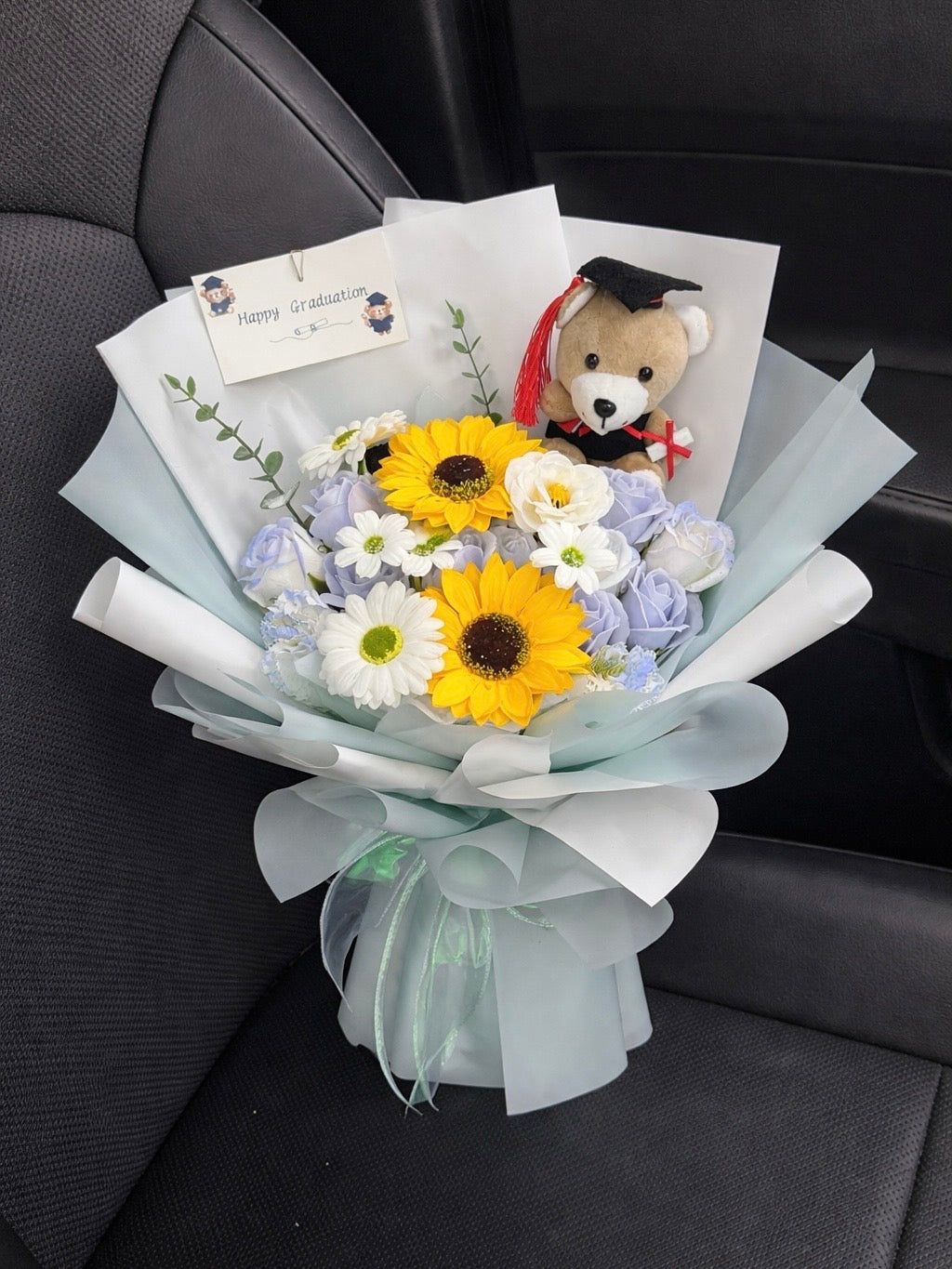 M Size Blue & White Graduation Bouquet