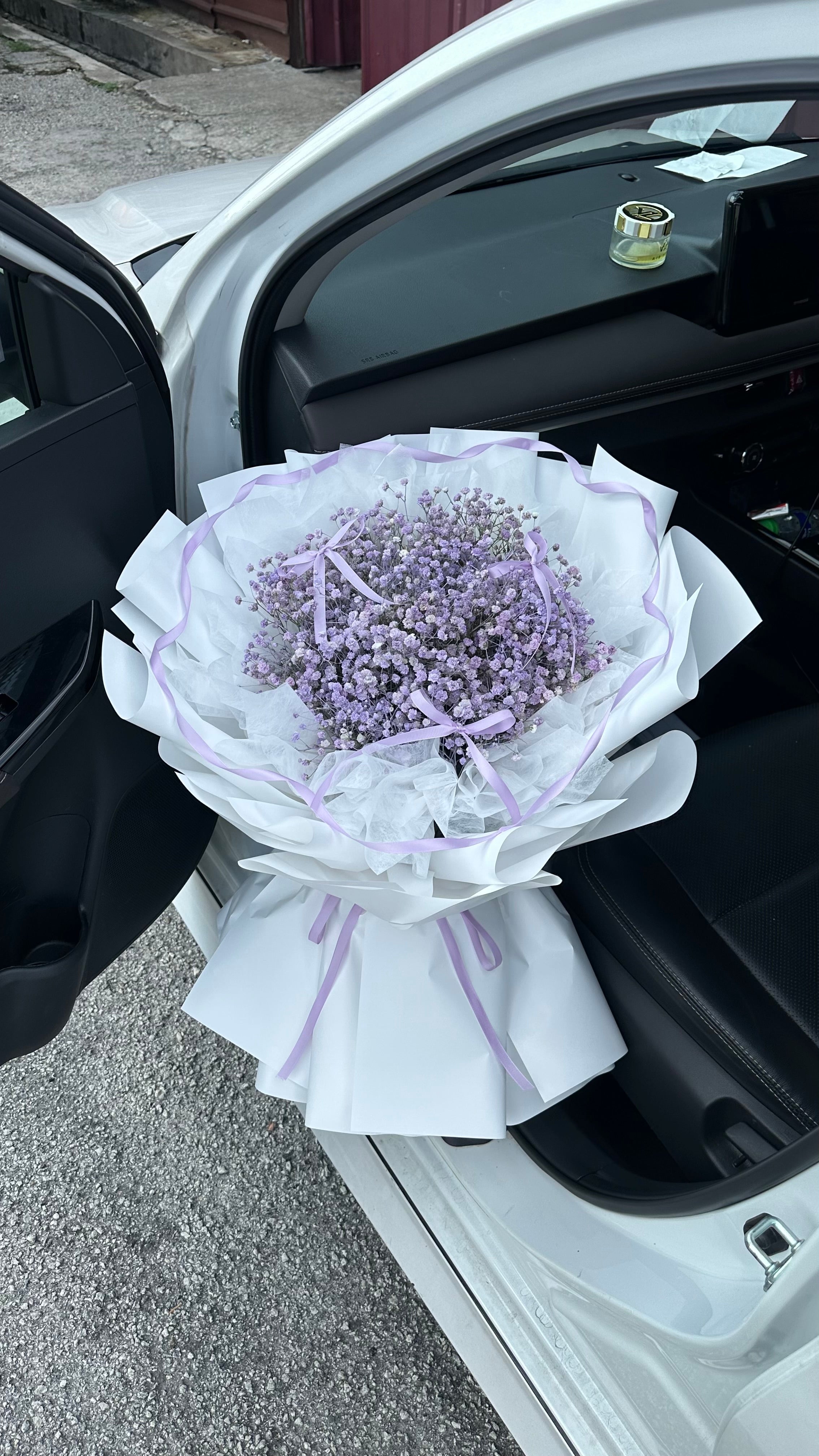 L Size Purple Baby’s Breath Bouquet