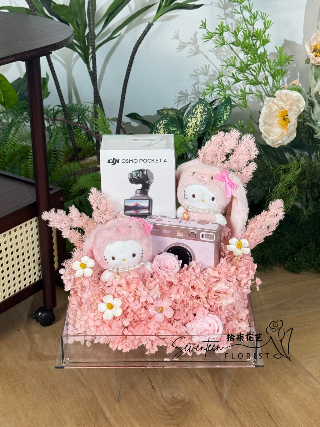 Preserevd Flower Gift Box