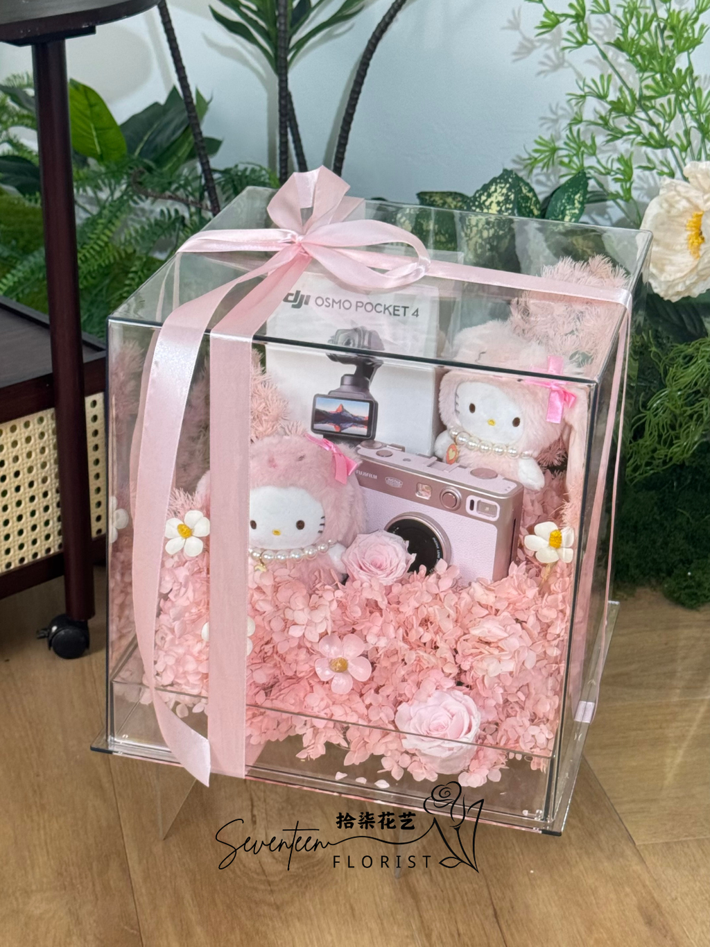 Preserevd Flower Gift Box
